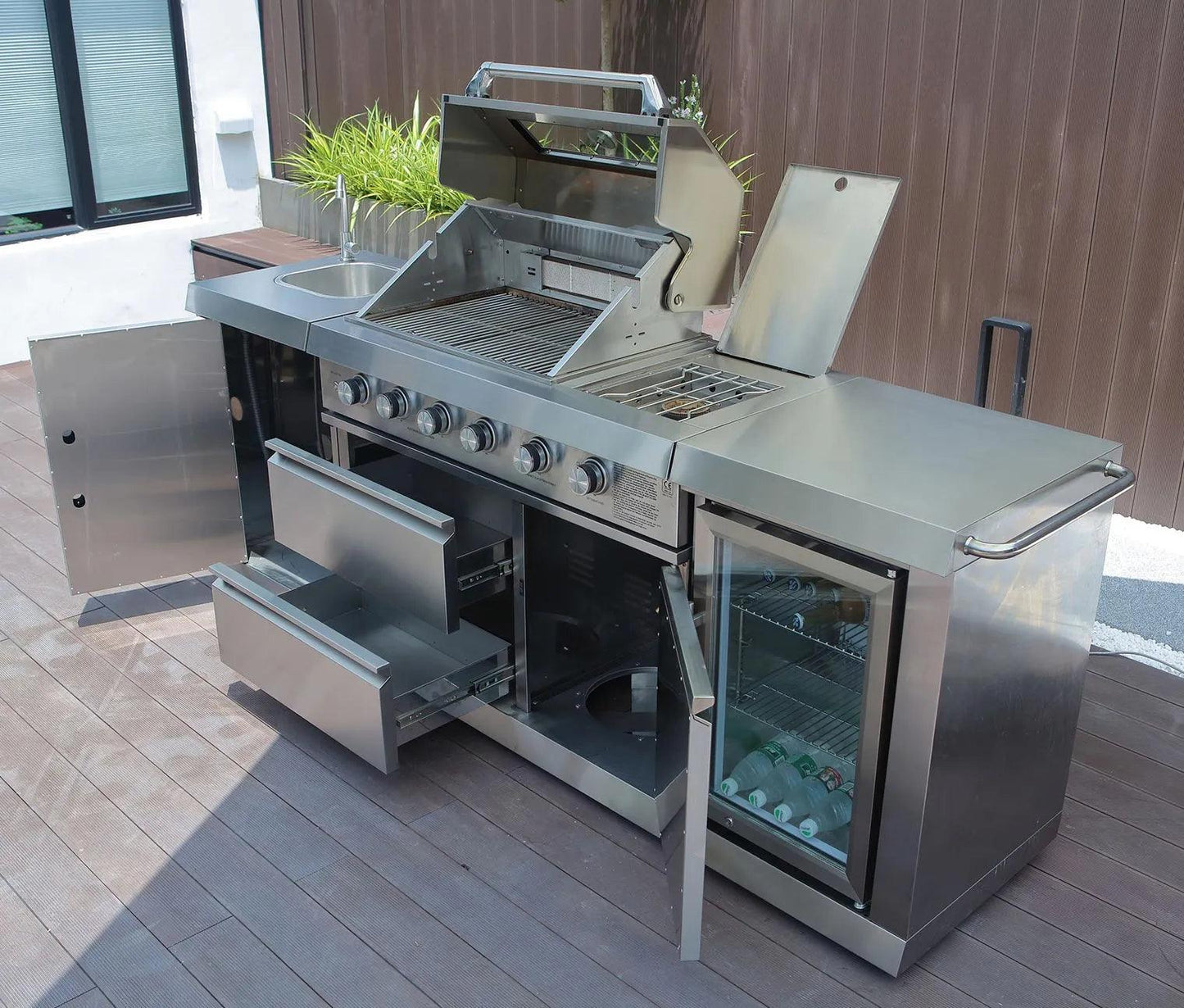 Buschbeck Oxford 4 Burner Gas BBQ Outdoor Kitchen with Fridge and Sink